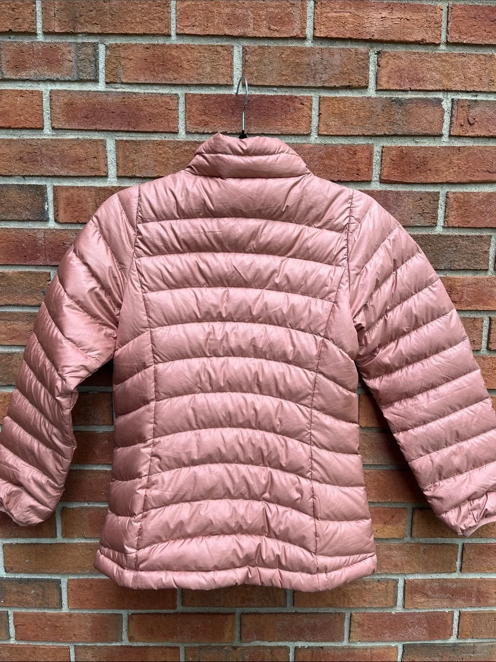 Patagonia Girls’ Down Sweater Insulated Jacket size XL 14 Pink